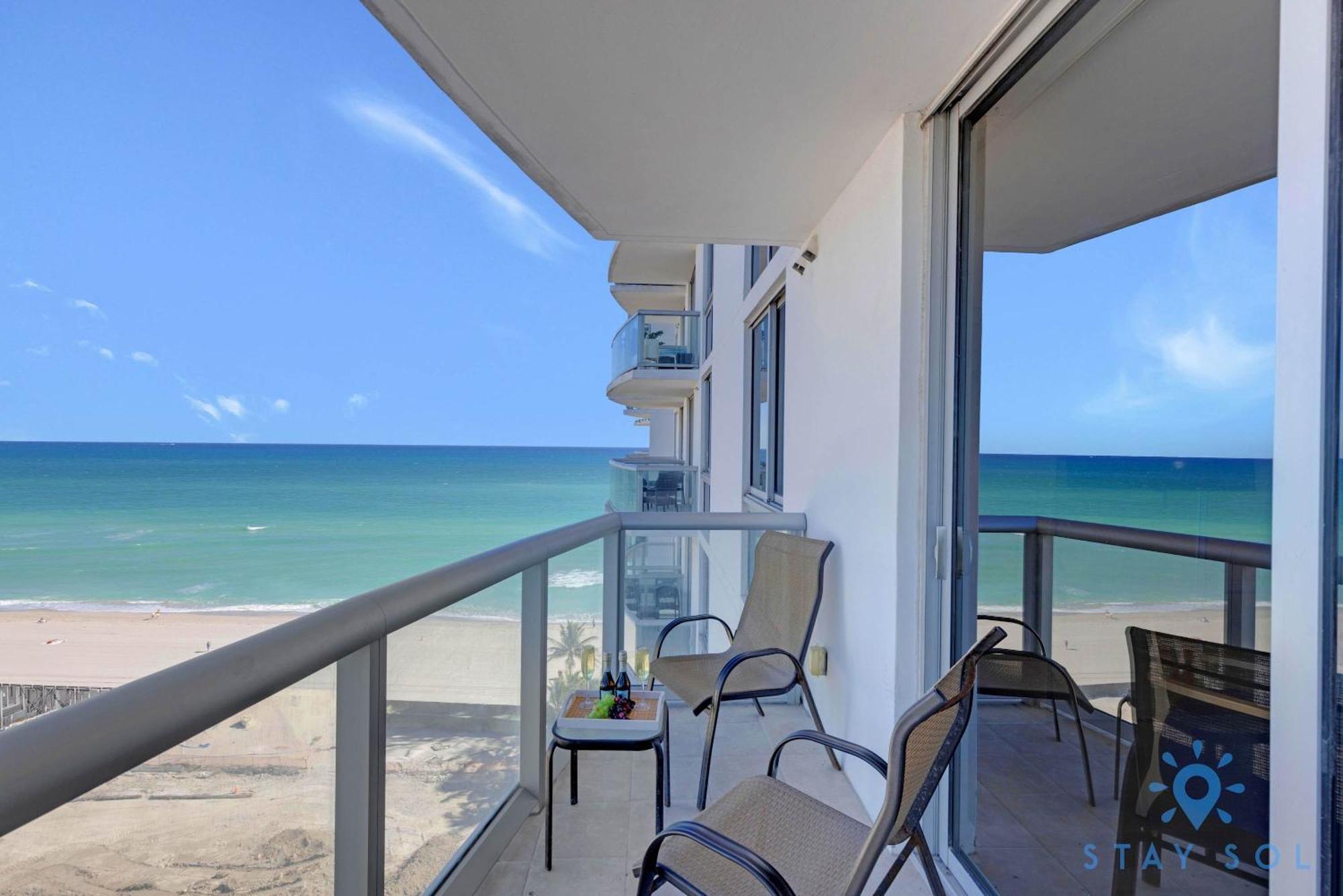 Beachfront Resort - Pool - Ocean View Balcony- Gym Miami Beach Kültér fotó